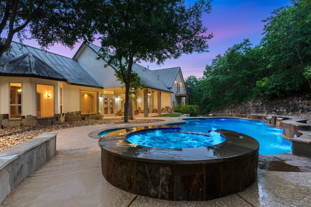 A,home,pool,at,sunset